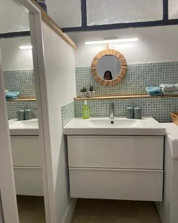 Un Oasis Au Coeur De La Vieille Ville, Classe 4 Etoiles Montpellier